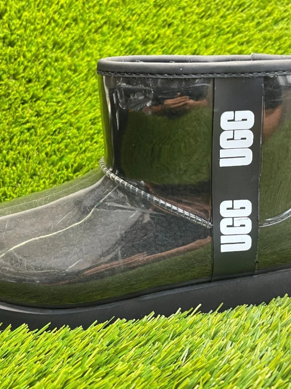 UGG Classic Clear Mini II Girls Size 6Y Black Casual Waterproof Ankle Rain Boots